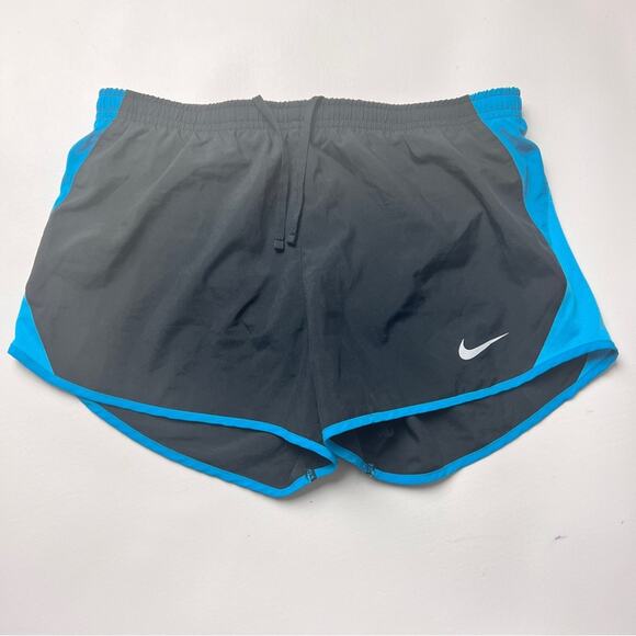 Nike Women’s Dri-FIT Tempo Sporty Athletic Shorts Sz M - Picture 1 of 10